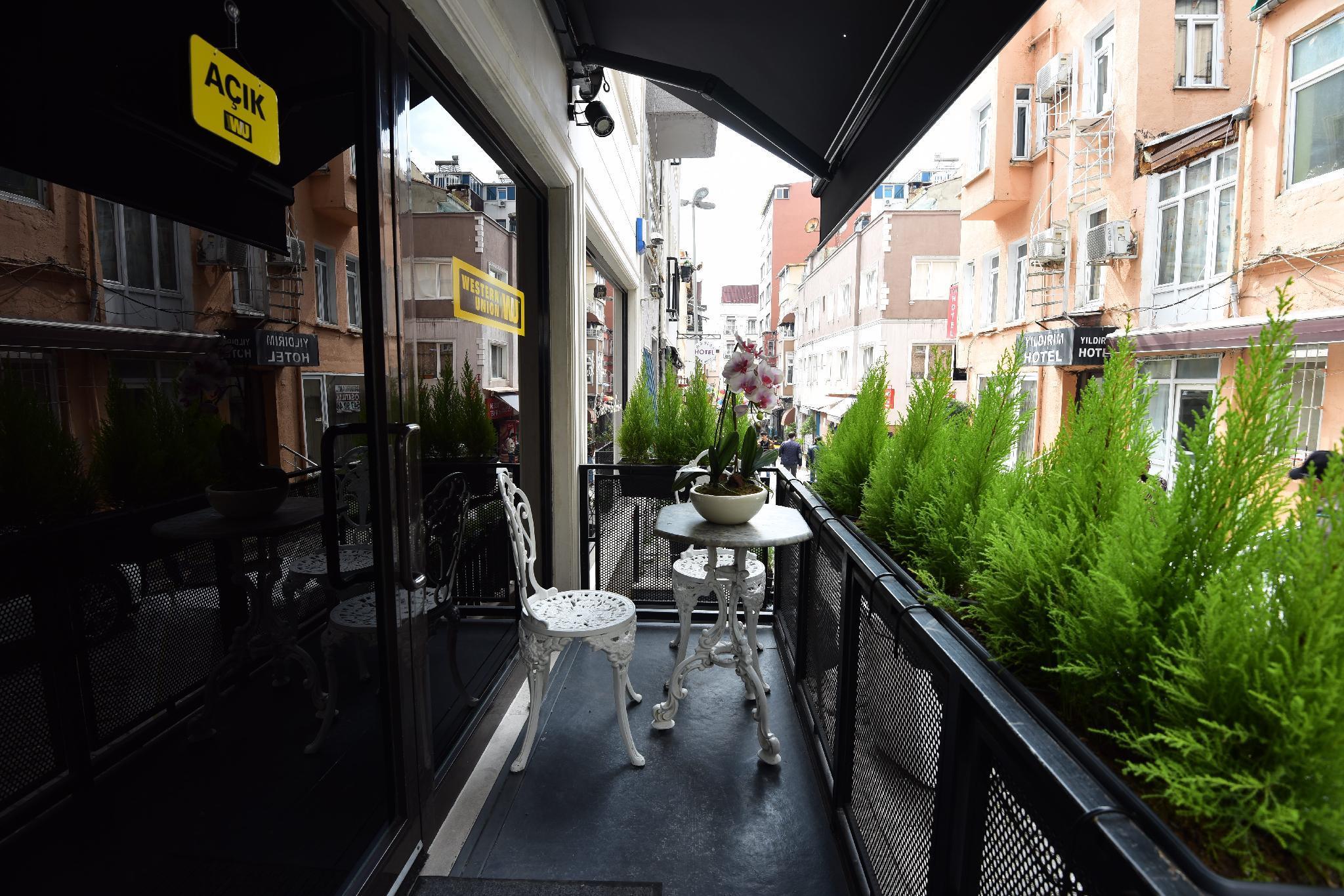 Bguest Hotel & Residence Istanbul Bagian luar foto