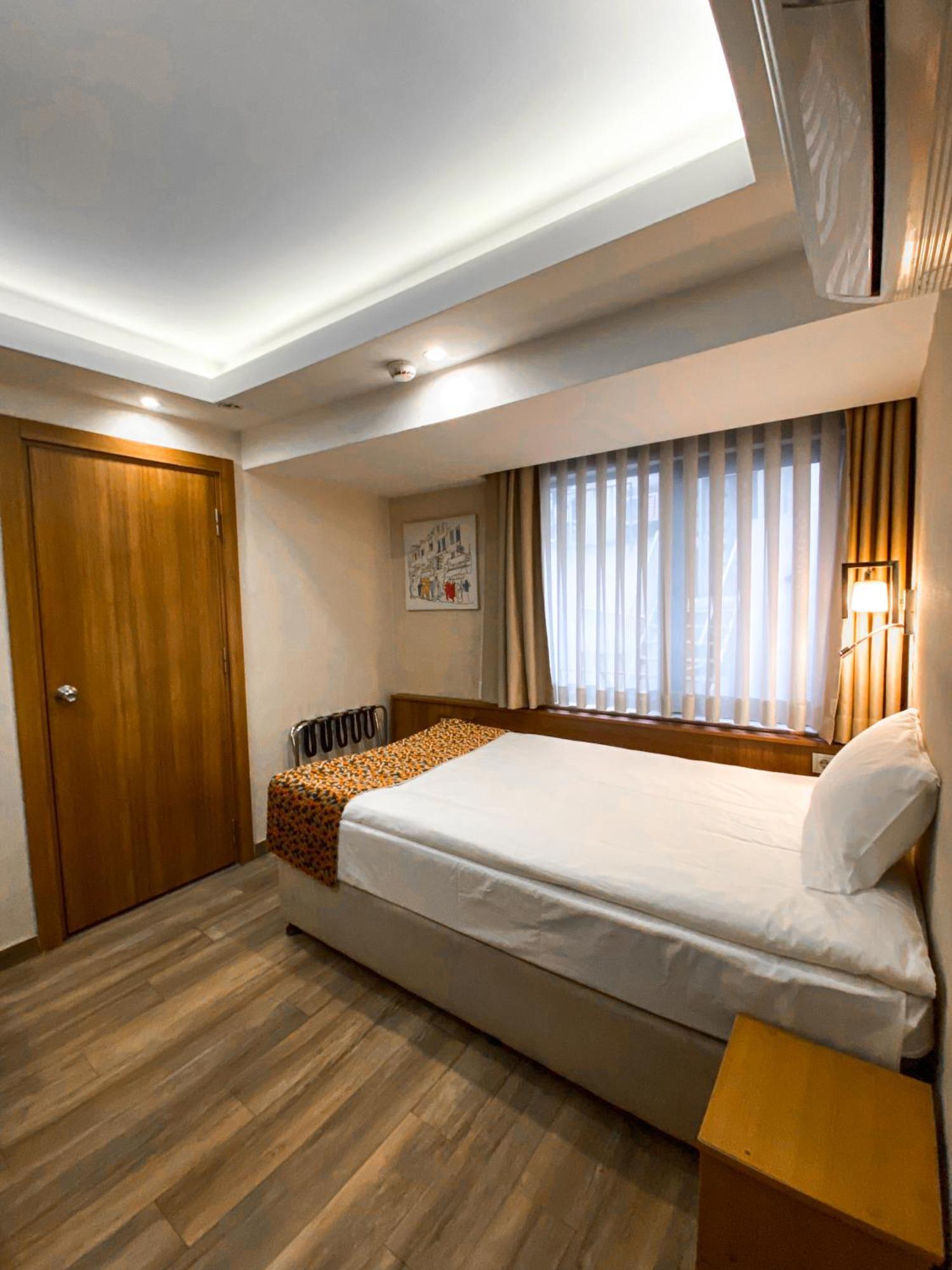 Bguest Hotel & Residence Istanbul Bagian luar foto